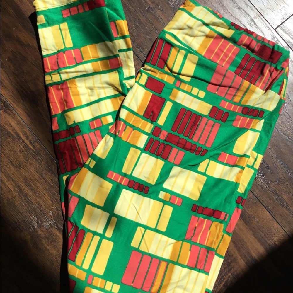 Lularoe tc buttery soft Leggings